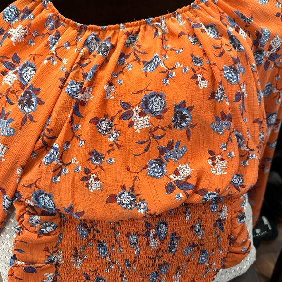 NWT Free People crop blouse with long sheer sleeves - Picture 5 of 6